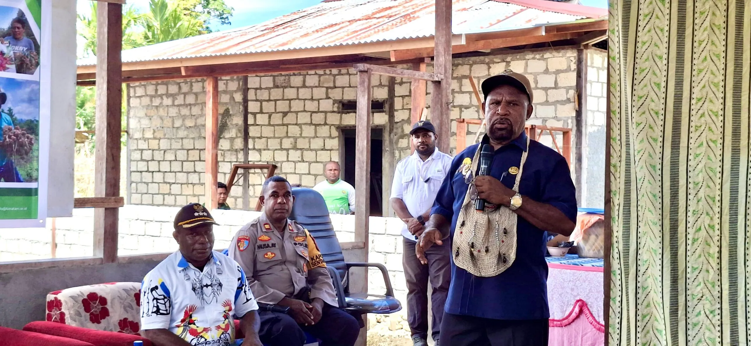 FGD Dengan Bupati Yunus Wonda, Petani Keluhkan Mahalnya Pupuk dan Minim Peralatan