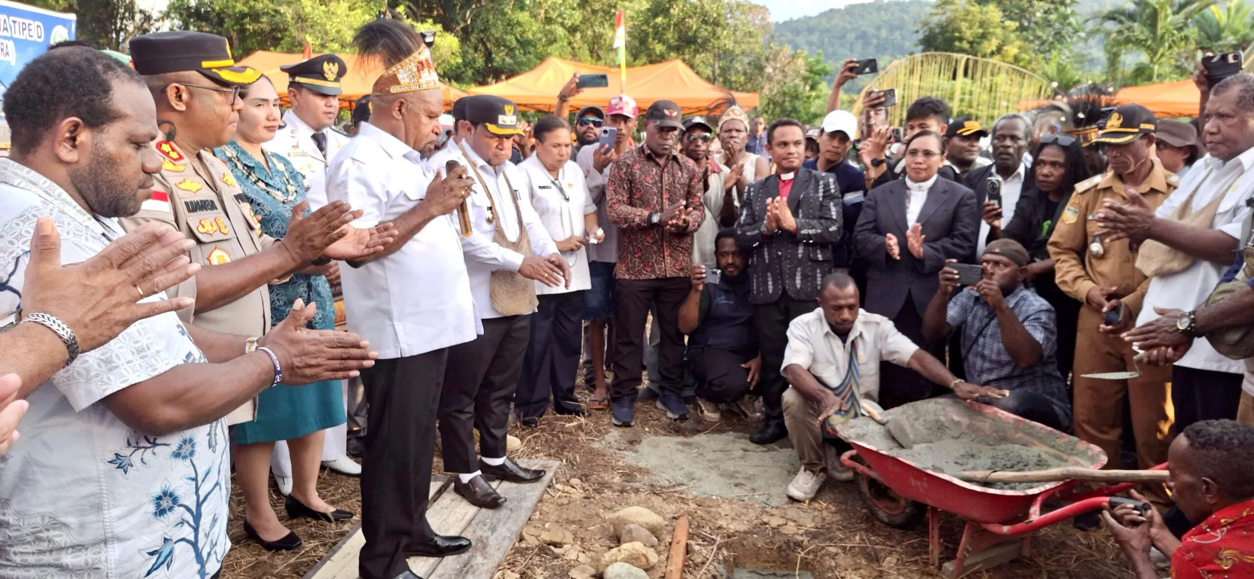 Lakukan Visi Misi, Bupati dan Wabup Jayapura Antusias Bangun Rumah Saki