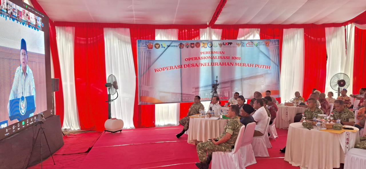 Suasana Presiden Republik Indonesia Prabowo Subianto secara resmi meluncurkan Operasionalisasi 1.061 Koperasi Desa/Kelurahan Merah Putih Republik Indonesia. Sabtu (16/5/2026)